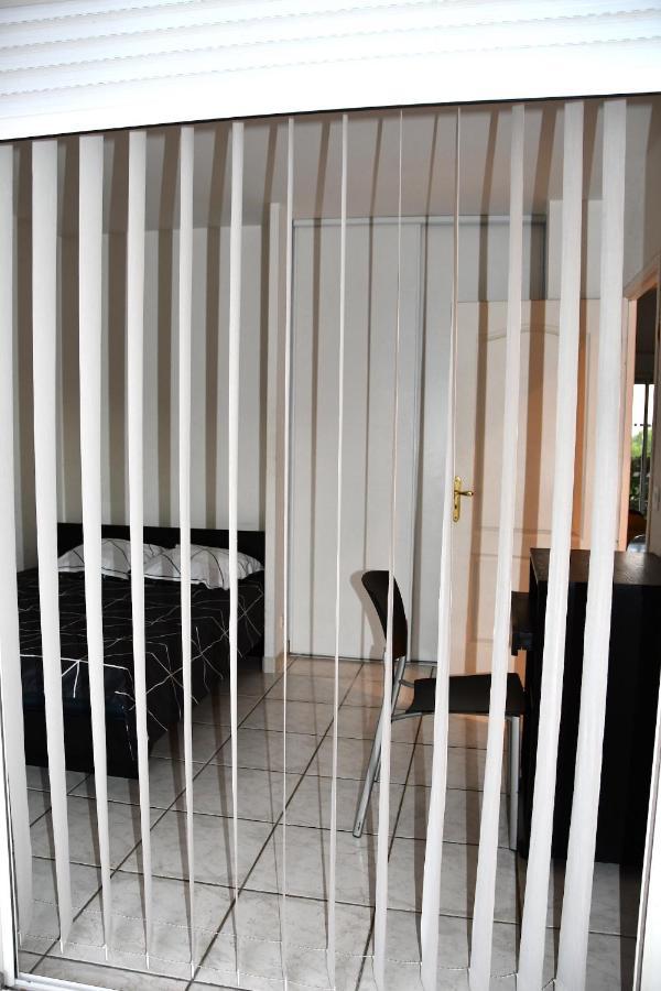 Villa F5-Wifi-Piscine Saint Gely Du Fesc Eksteriør bilde